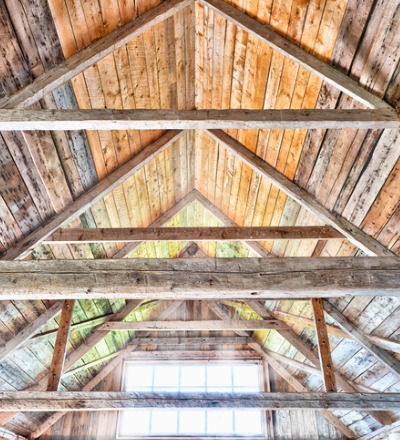 Interior frame of a pole barn in Ottawa IL